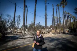 Bass wasn't the only one deleting texts during the firestorms. Supervisor Barger did too