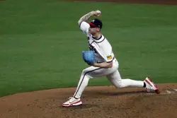 Braves rookie AJ Smith-Shawver takes no-hit bid into 8th inning against Reds
